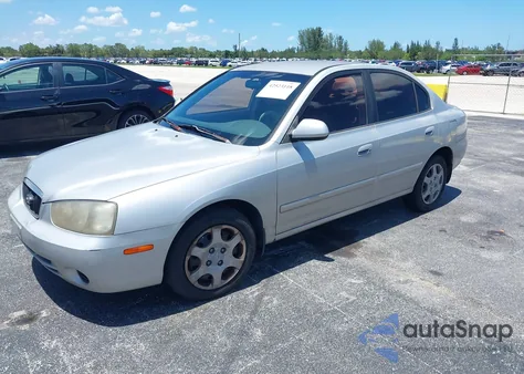 2002 Hyundai Elantra Gls z USA, uszkodzony, nr VIN KMHDN45DX2U310539